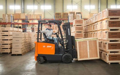 5 lưu ý khi mua xe nâng hàng nhập khẩu